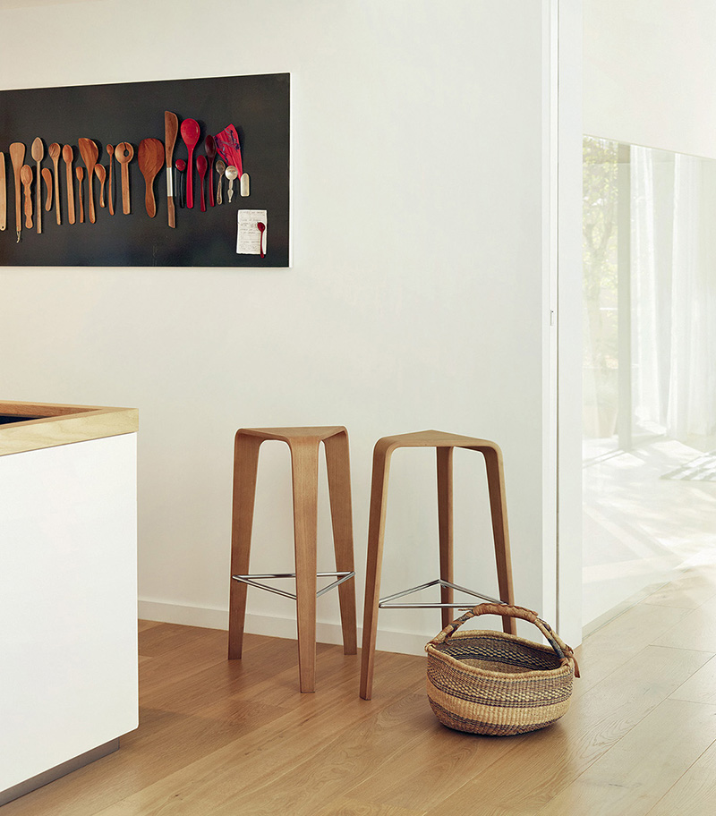 乐竞平台 - 坐具|吧椅/凳子|办公家具|设计师家具|Ply 吧椅